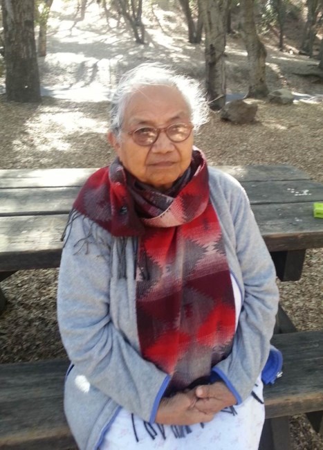 Obituary of Aurora Flores