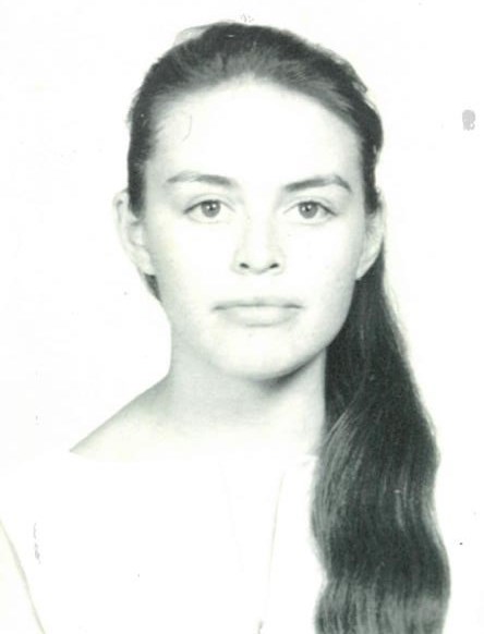 Obituary of Maria Olga Flores de Santibanez