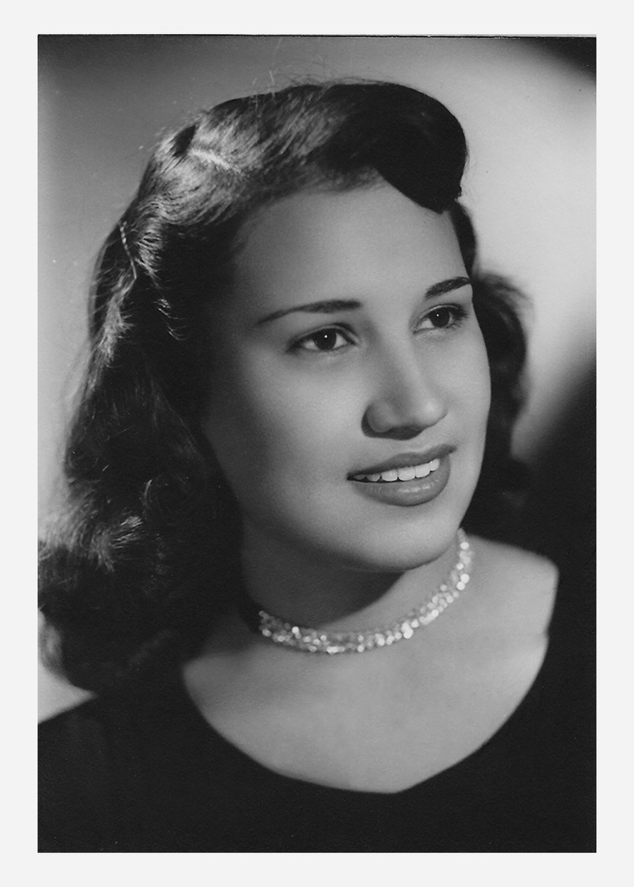 Obituary of Mary Lou Soza