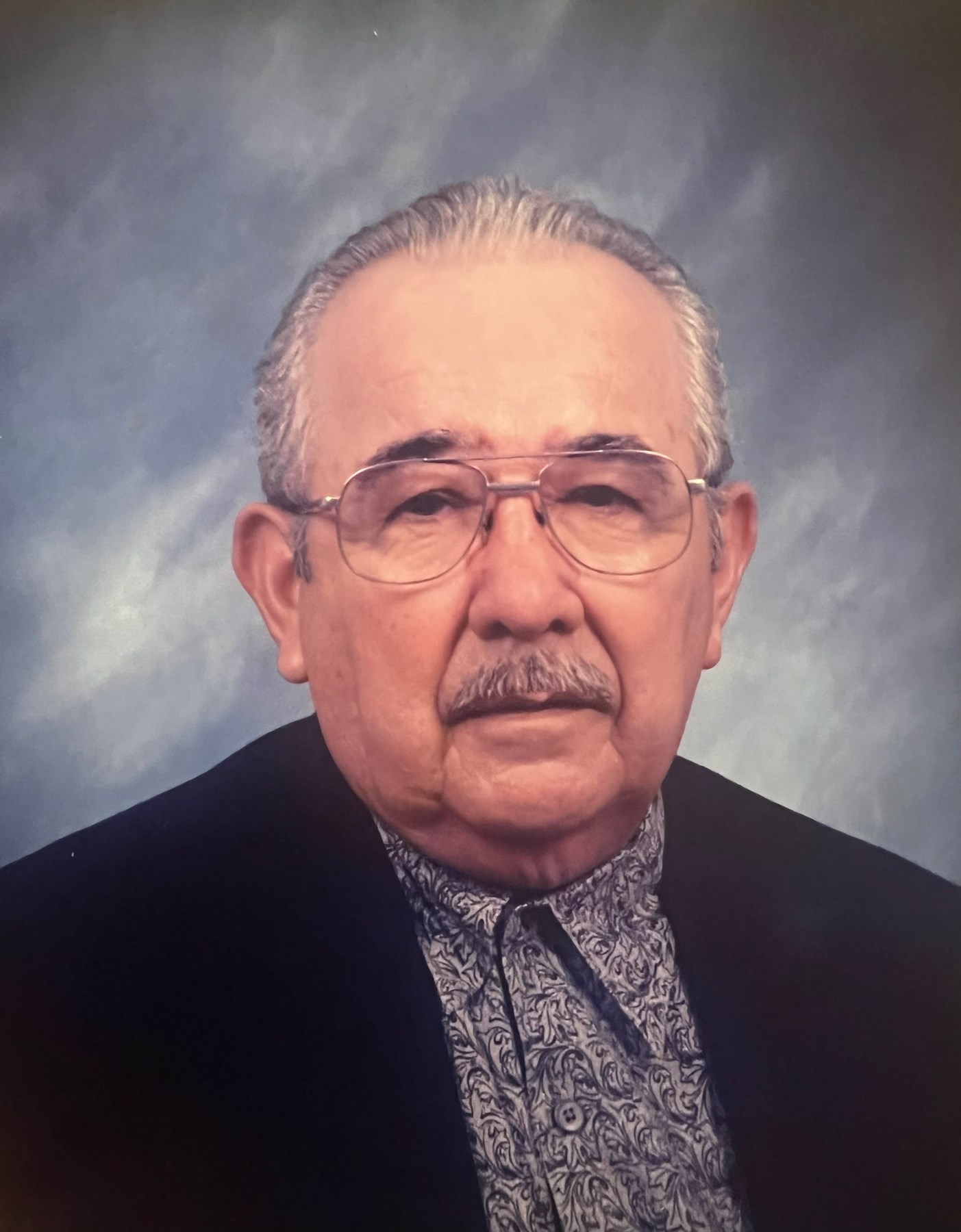 Obituary of Rigoberto Flores