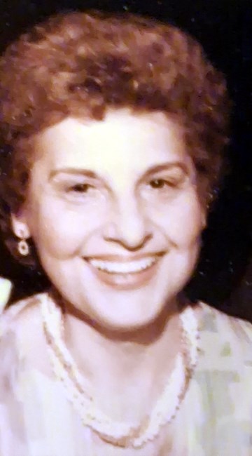 Avis de décès de Suzanne A Hinaris