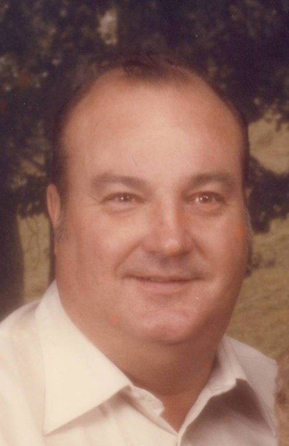 Obituary of James Everett Traylor