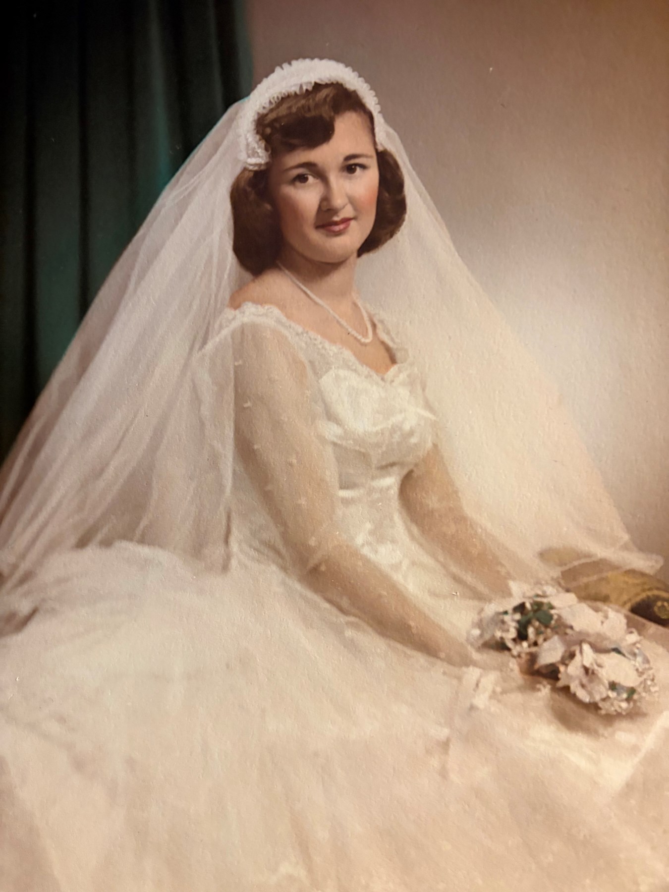 Obituary of Gloria Dora Skrupsky