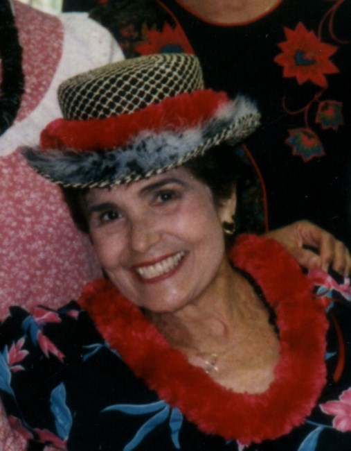 Obituario de Betsy    "Helena'' Helen Caravalho Perreira
