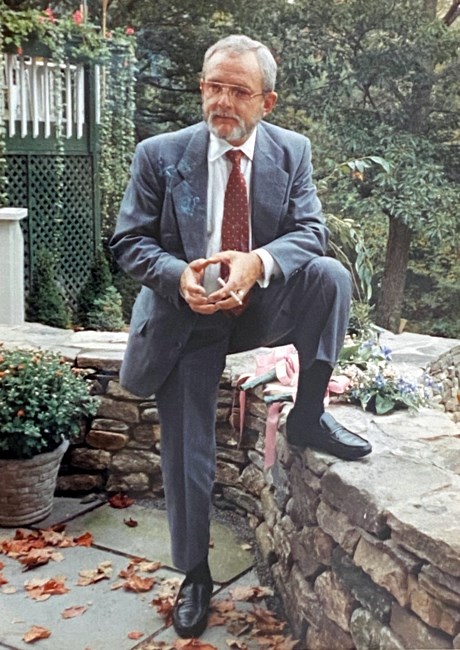 Obituary of Robert Harlan Knight