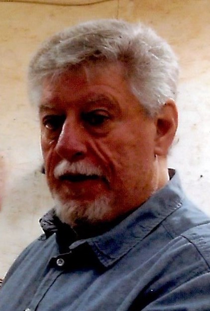 Obituario de Ted V. Hefner