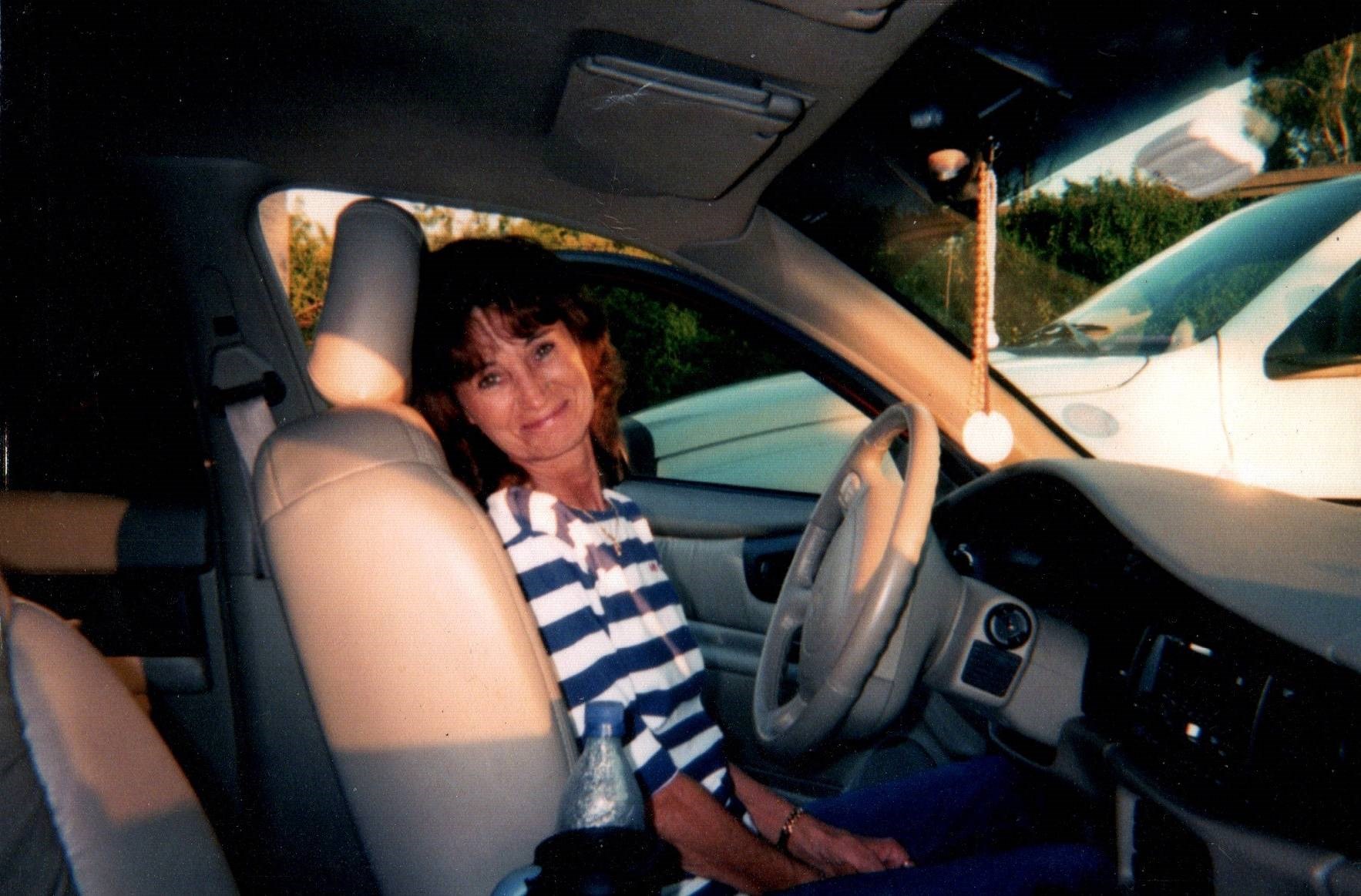 Obituario de Vicky Sharp