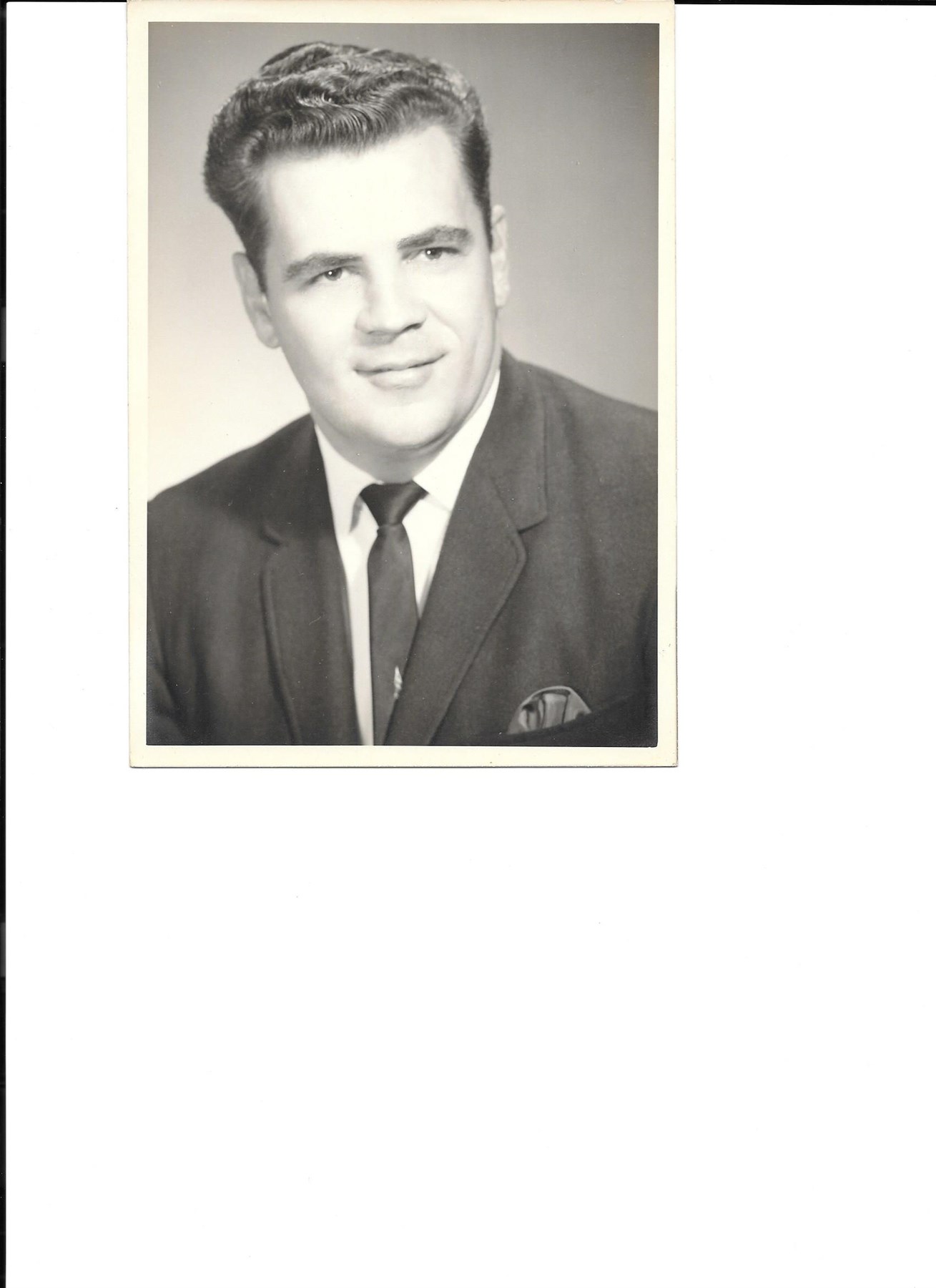 Obituario de Glynn A Sharp