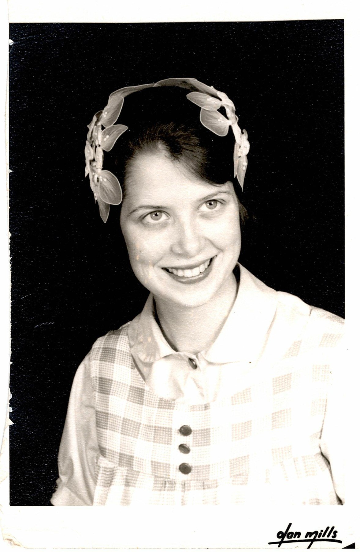 Obituary of Neva Lawson