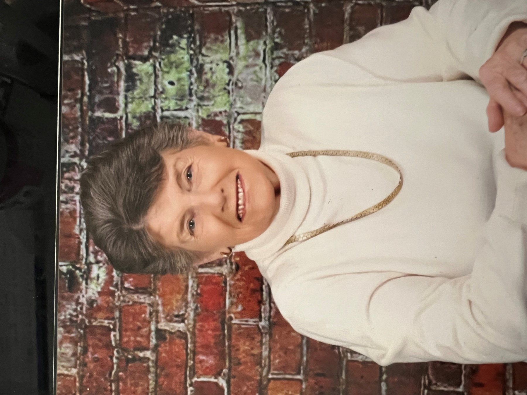 Obituary of Irene Patricia Cornish