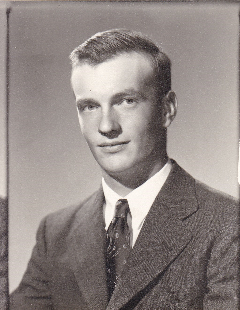 Obituario de Frederick E. Stahl