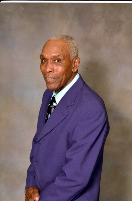 Obituario de Pastor Charles A. Waldrop