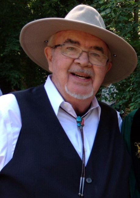 Obituario de Charles E. Collins