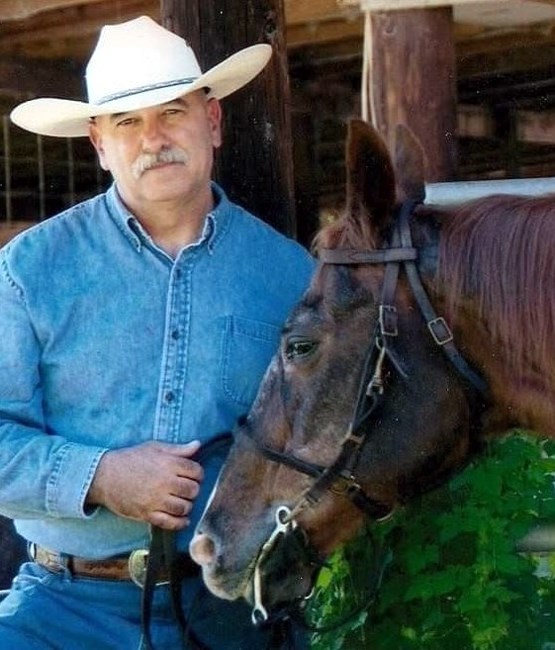 Obituary of David W Middleton