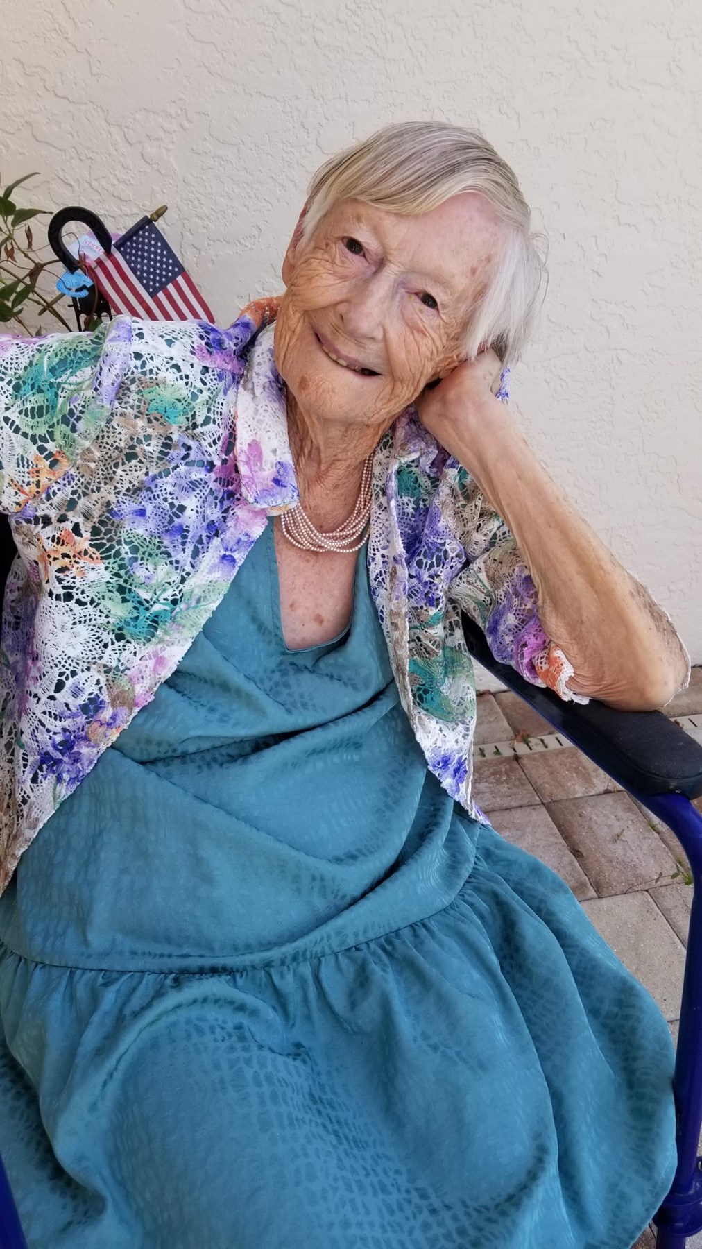 Obituario de Anne Newing