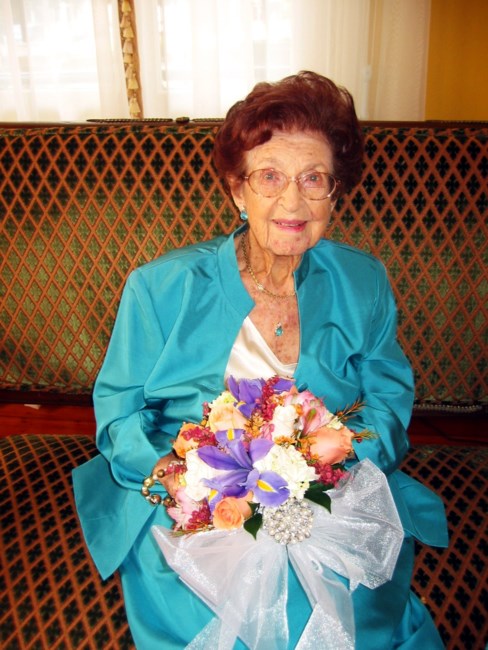 Obituario de Nancy Belle Bryant Holliday