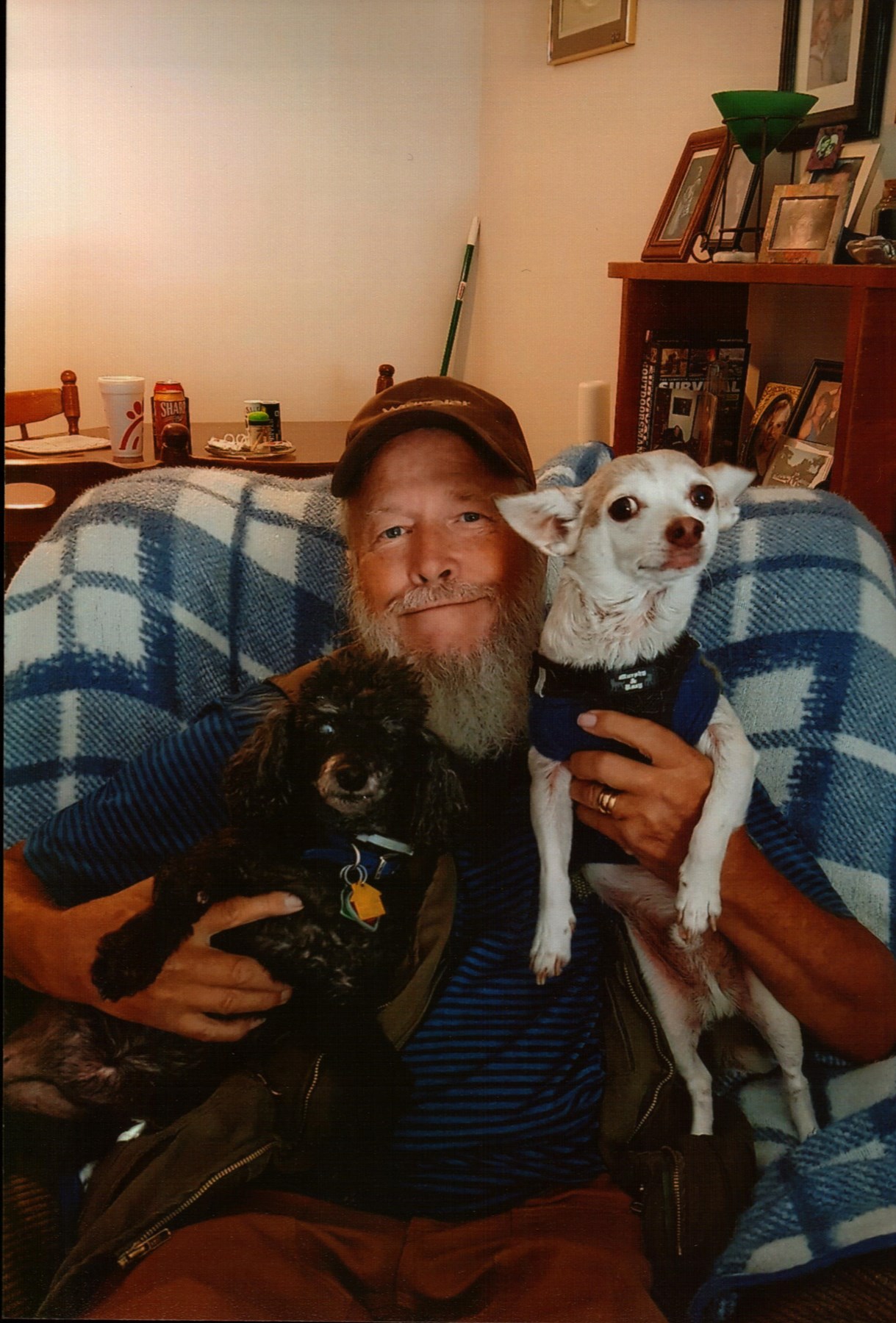 Obituary of Earl S. Hicks