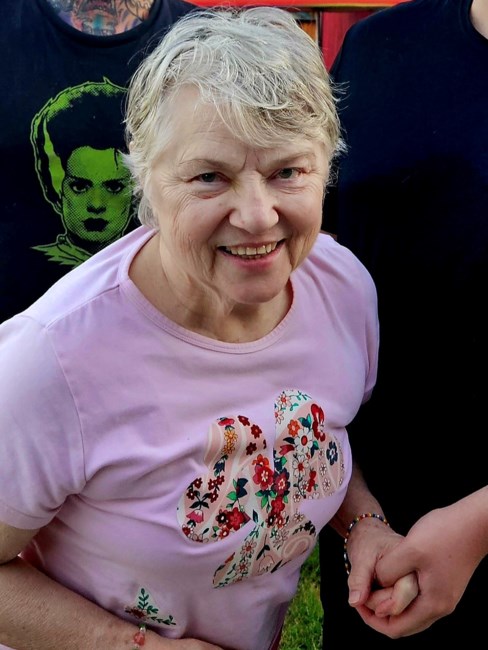 Obituary of Leanne L Pratt