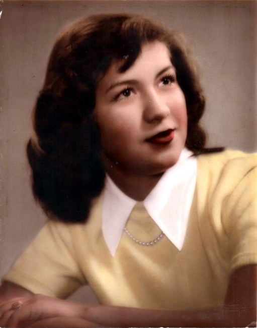 Obituary of Angelita Miramontes Olais