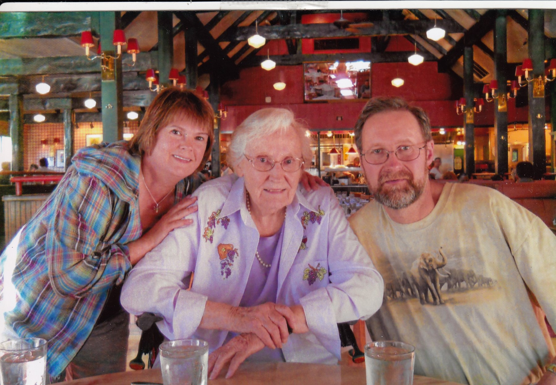 Obituary of Lorna Virginia Glastra