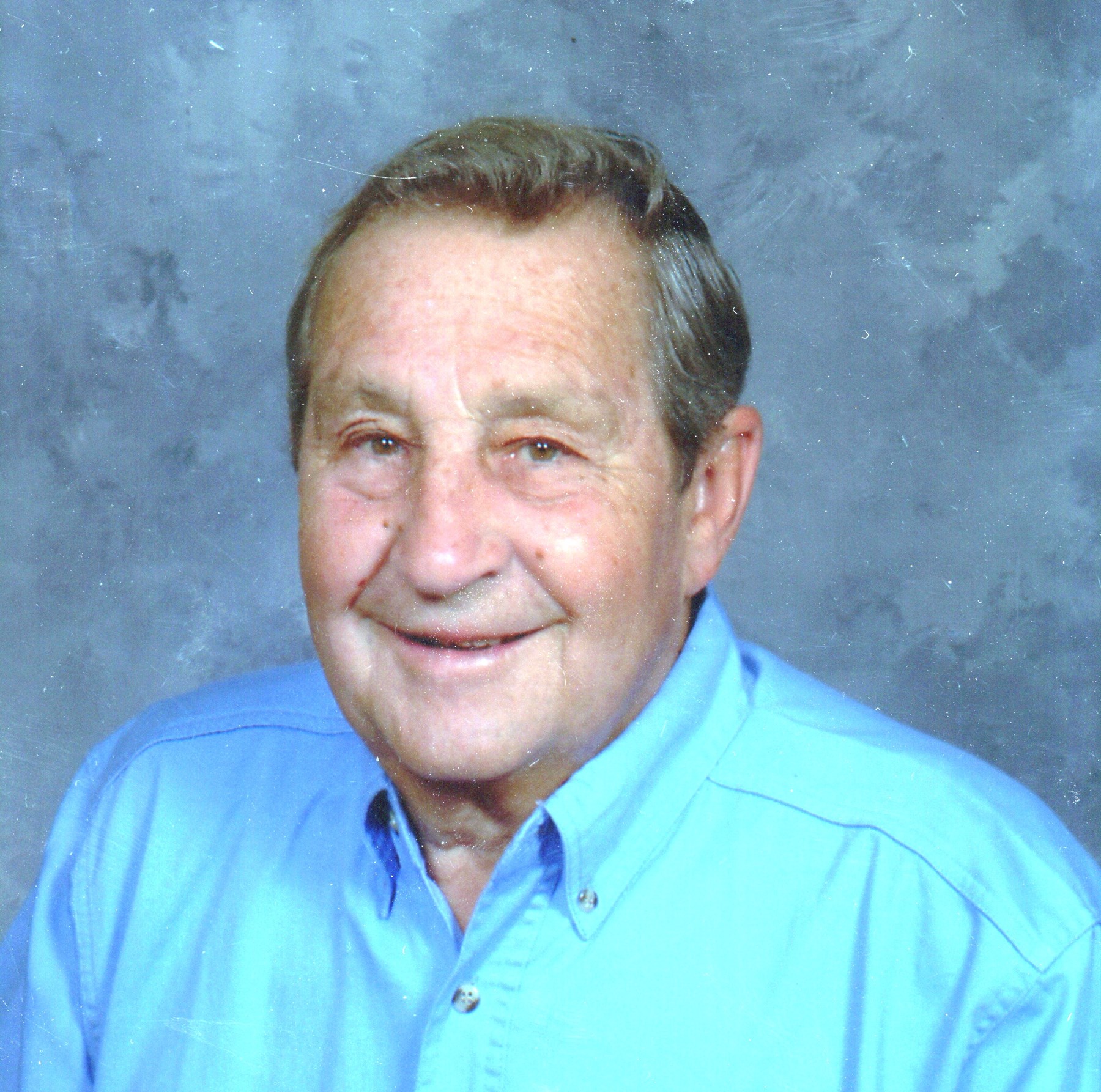 Obituario de Ronald H. McKay