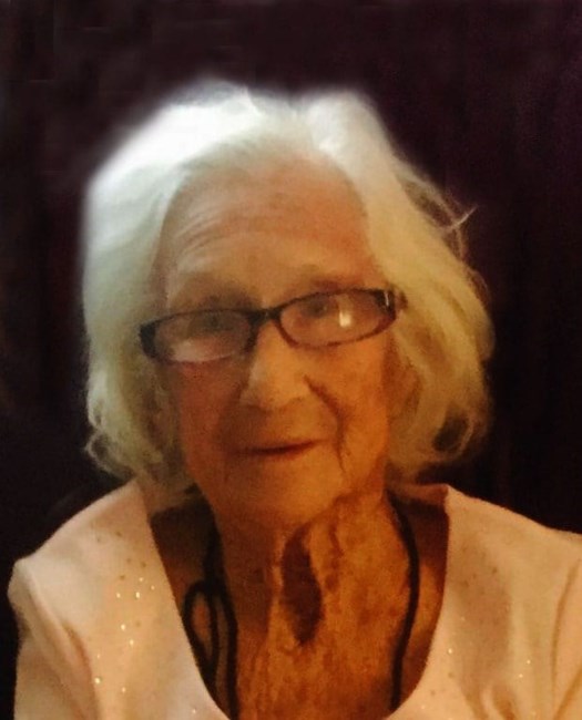 Obituario de Dorothy C. Molder