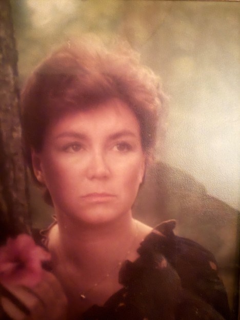Obituary of Suzanne Georgette Callahan