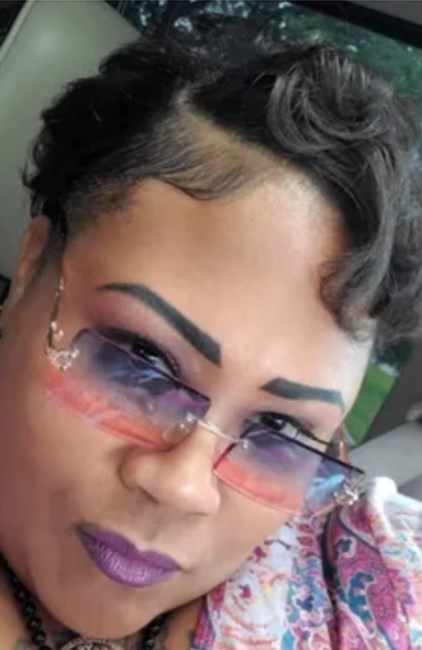 Obituary of Darrlyn Holmes