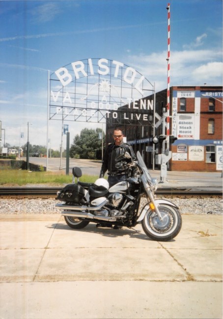 Obituary of Robert Ray Cox