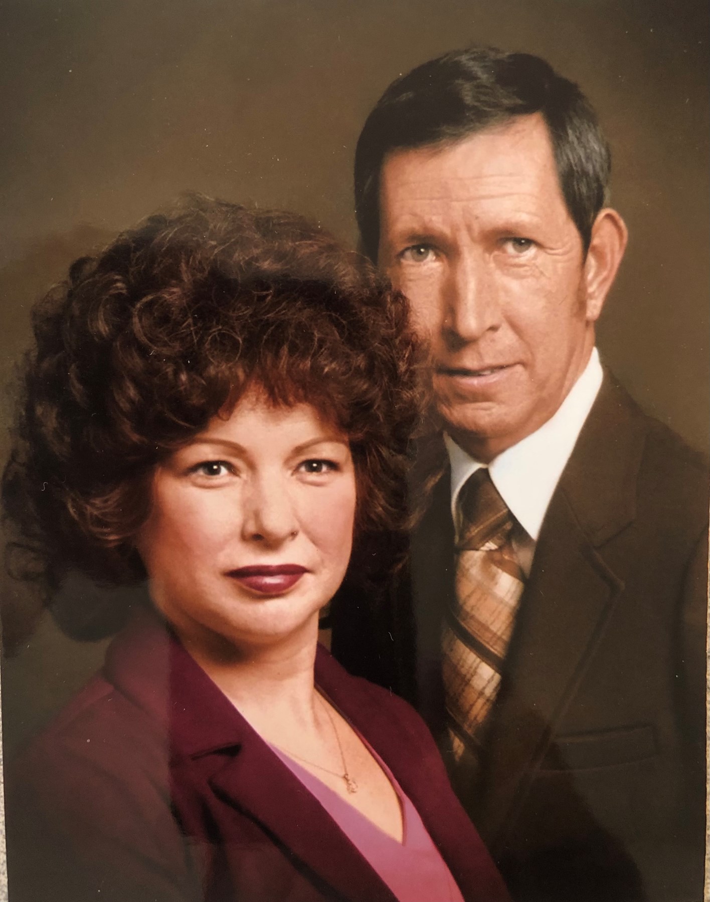 Obituary of Mr. Max D. Robbins