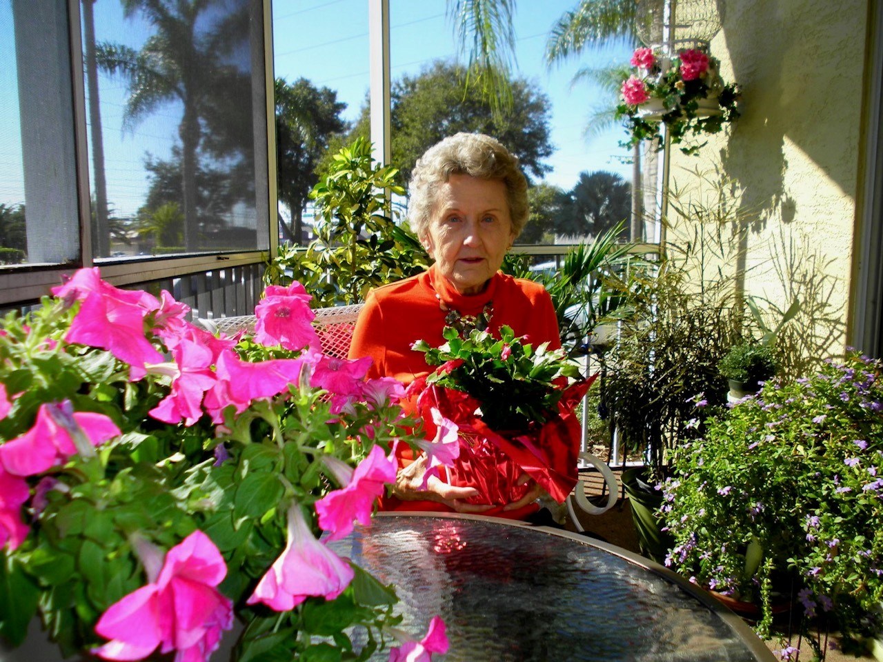 Obituary of Ruth Gloria Davenport