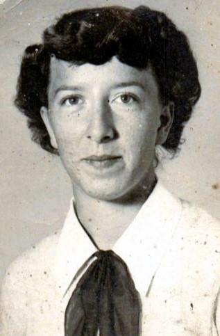 Obituary of Nilla Evelyn Naumann