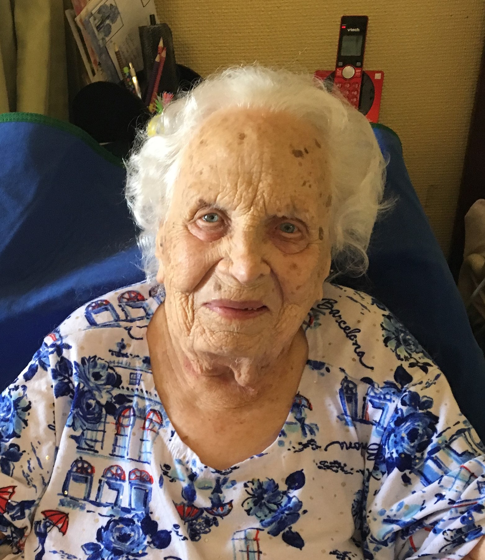 Obituary of Helen L. Miles