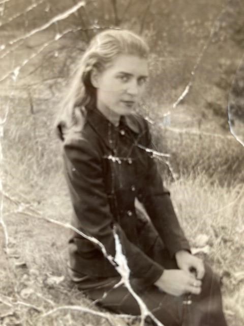 Obituary of Kathleen Ellison Farbolin