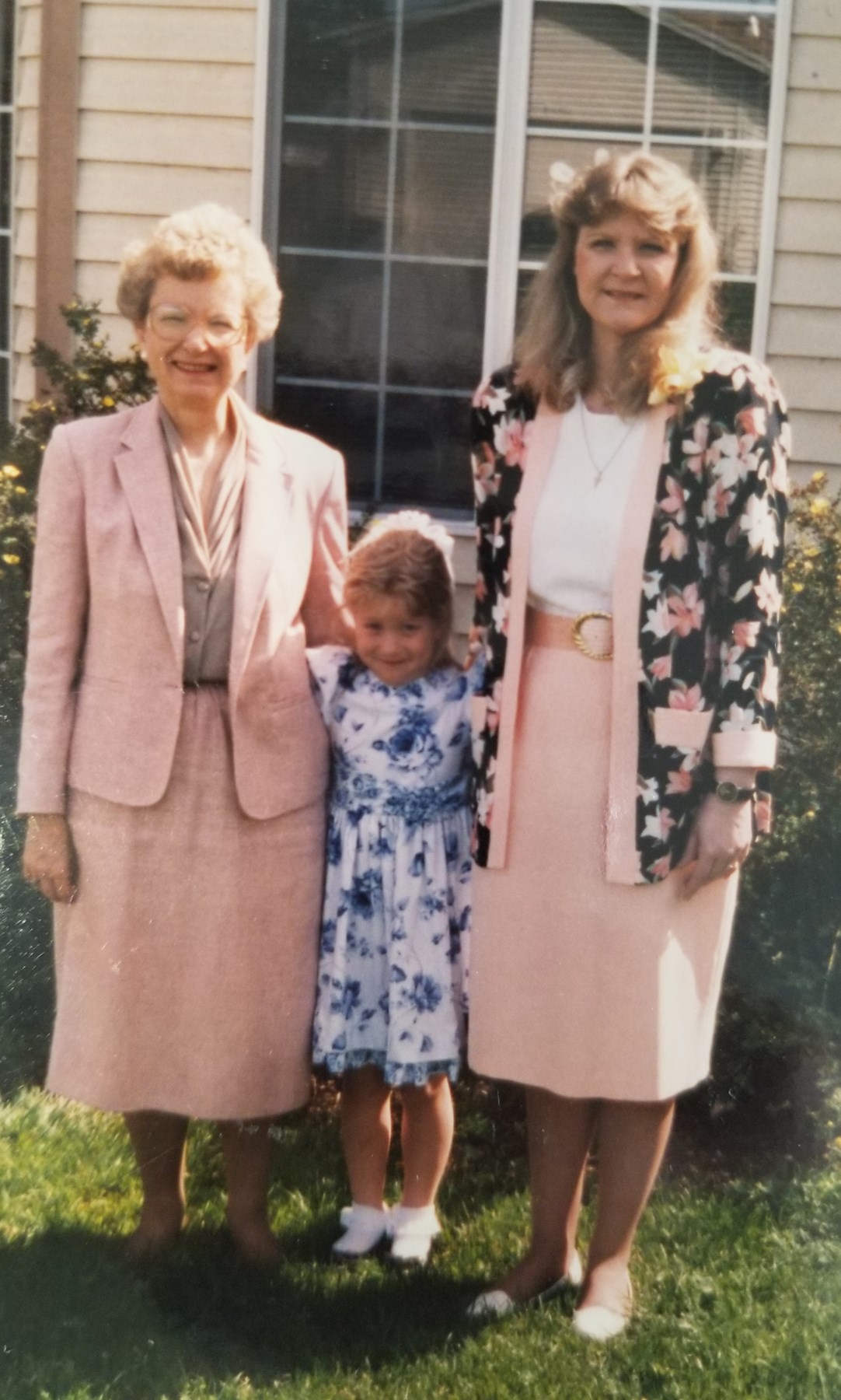 Obituary of Jean Bougades Primm