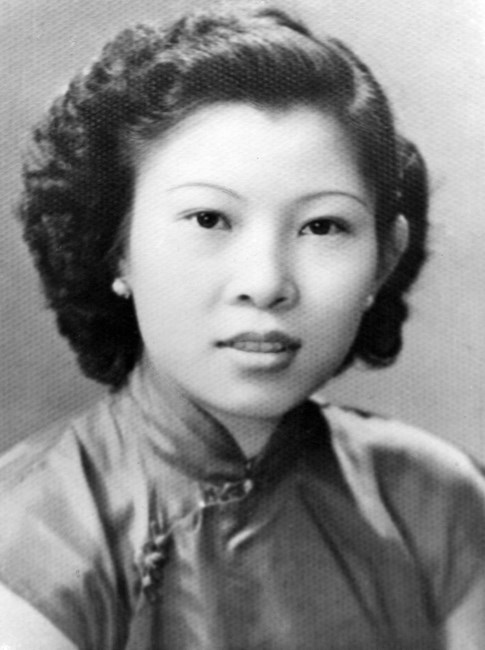 Avis de décès de Mrs. Tu Ngoc Hong