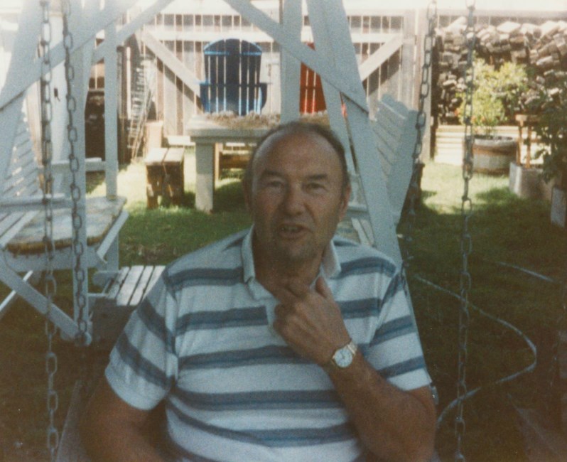 Obituary of Curtis C Applegate