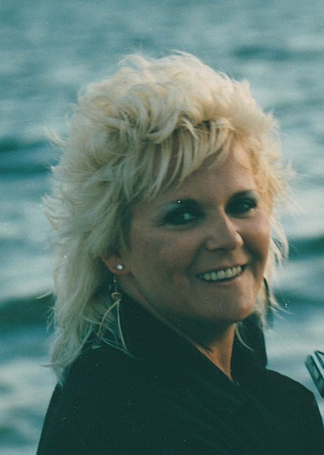 Obituario de Ms. Susan Ogle Cherry
