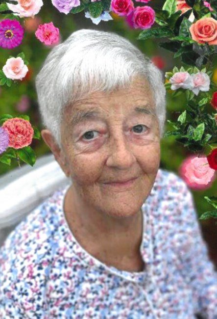 Obituary of Carolyn Maxine Shoemaker