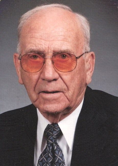 Obituary of Lloyd A. Hosimer