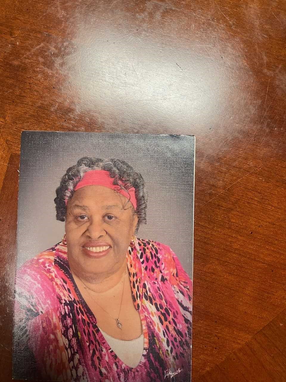 Obituary of Helen Ruth Burrell