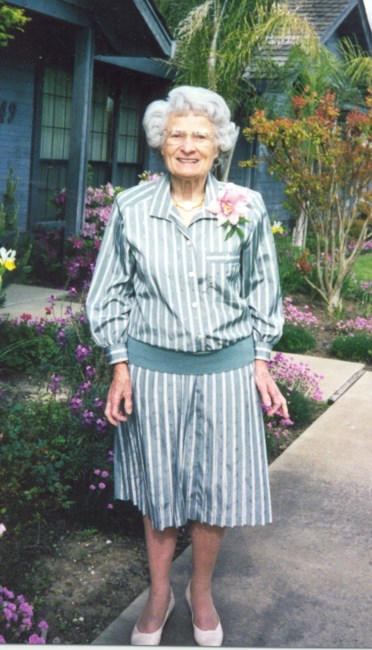 Obituary of Mrs. Cleo R Vieira