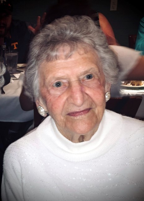 Obituary of Elizabeth Caroline Warner