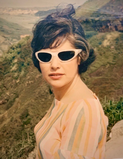 Obituary of Helen Shapiro