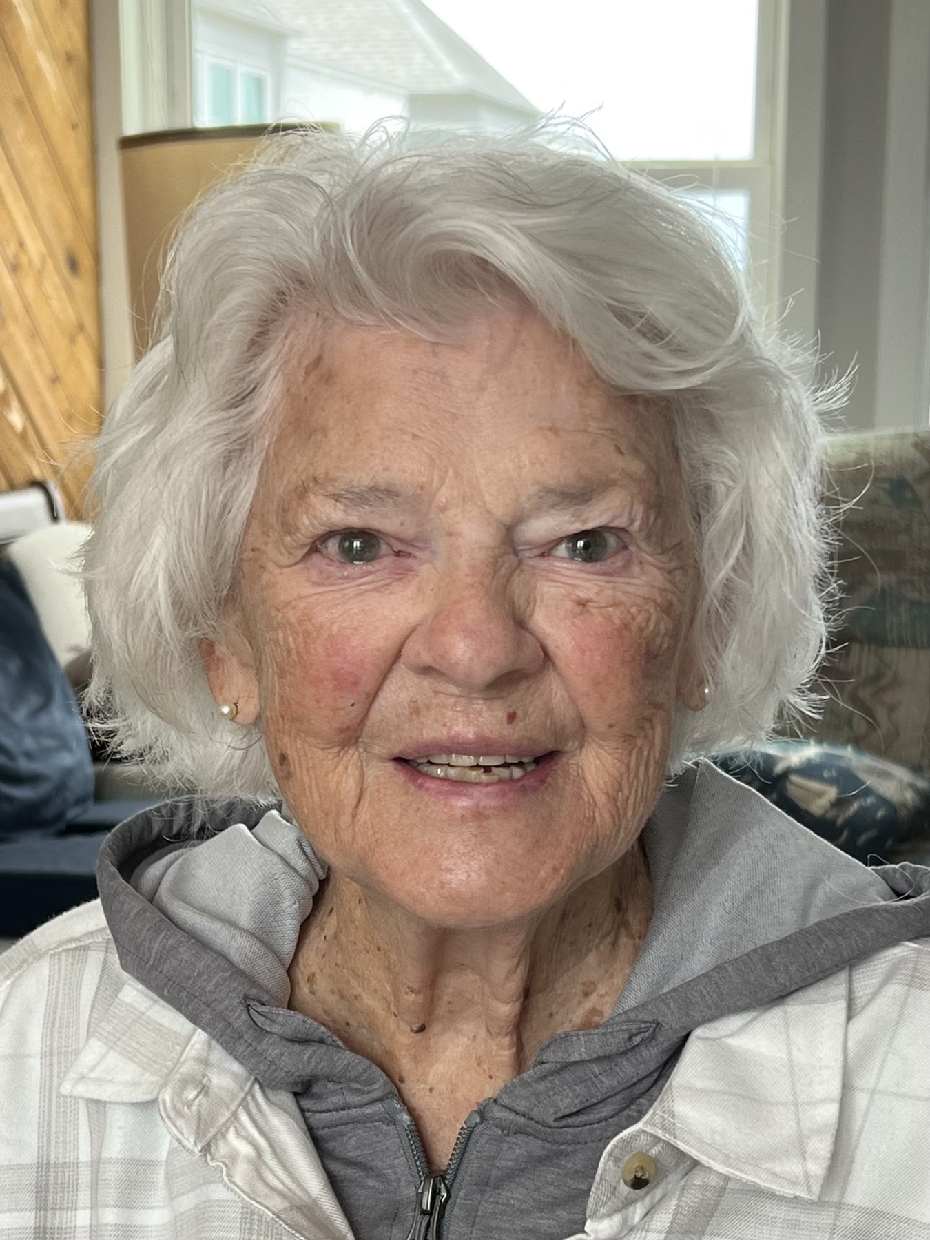 Obituary of Eleanor "Ellie" Fraser Heusner