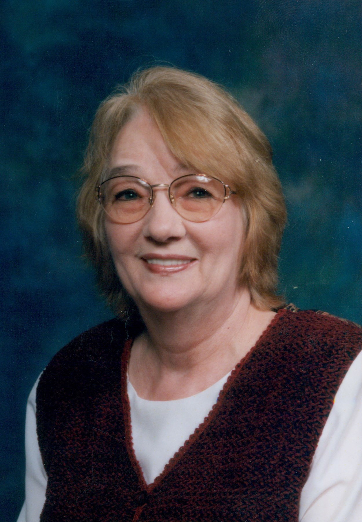 Obituary of Shirley Cole Snow