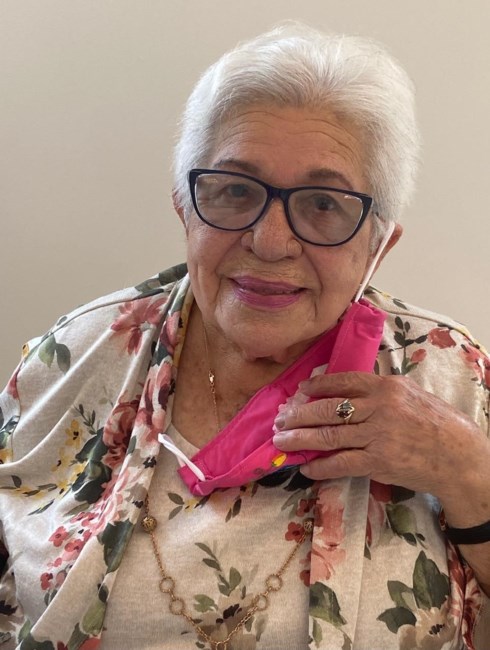 Obituary of María Dolores Robles Aponte