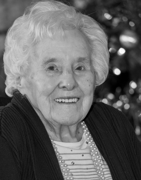 Avis de décès de Dorothy "Betty" Kathleen Emblem