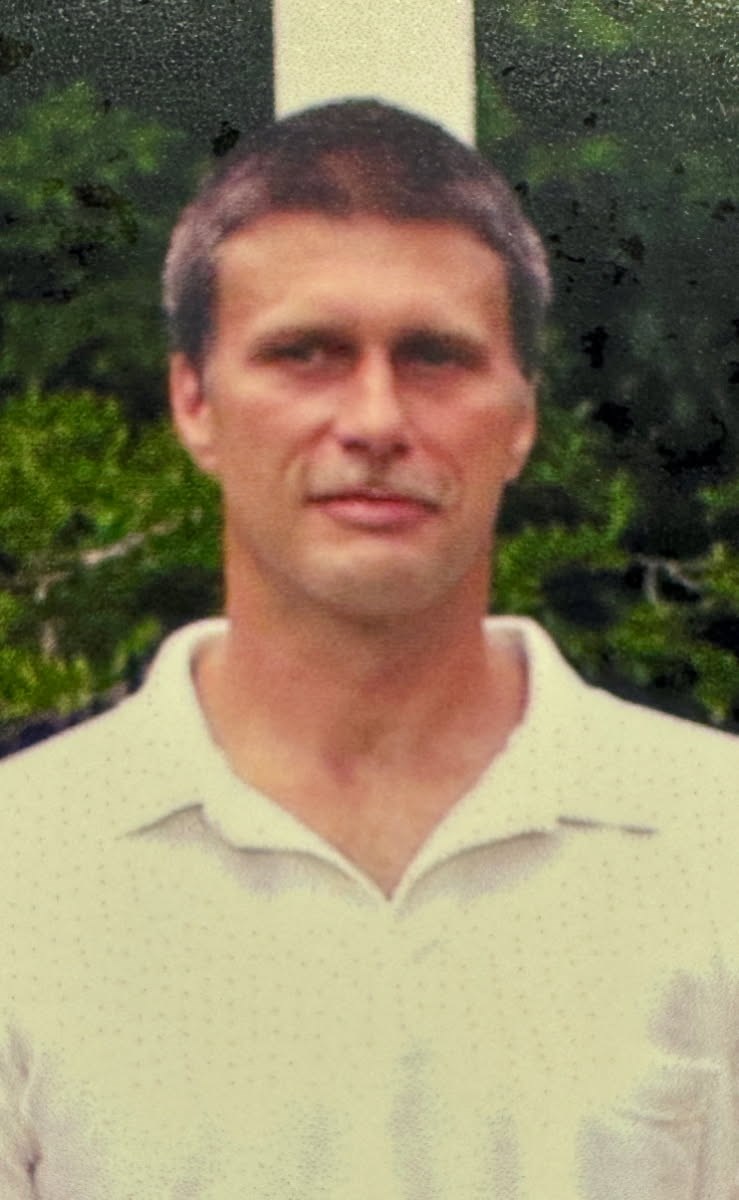 Obituario de Robert Gregory Mitchem