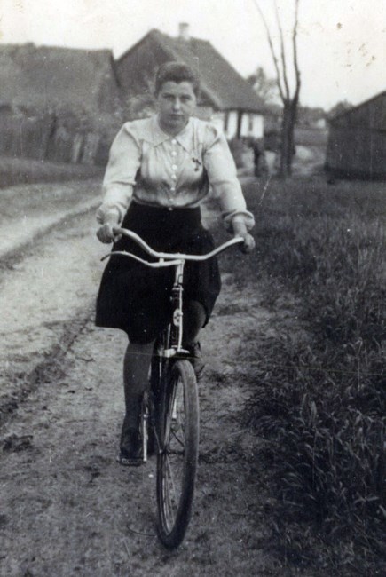 Obituario de Lydia Neumann